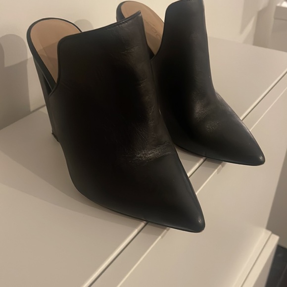 ALDO heels in black - Picture 3 of 4